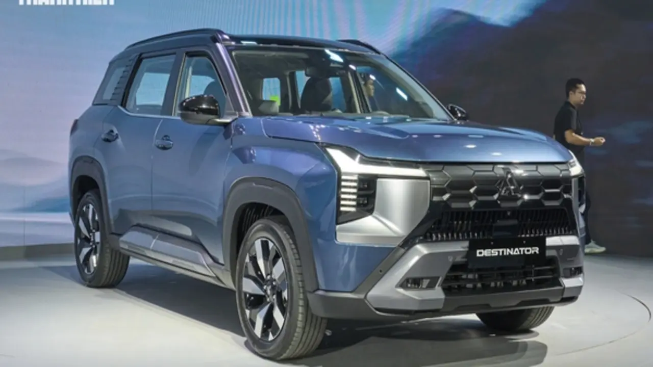 10 ô tô động cơ xăng, dầu bán chạy nhất Việt Nam tháng 3.2026