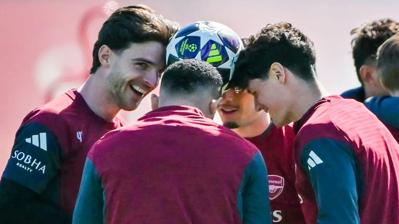 Arsenal bị chế giễu vì bài tập lạ