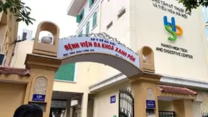 Bệnh viện Xanh Pôn khẳng định không liên quan bãi xe bị xử phạt