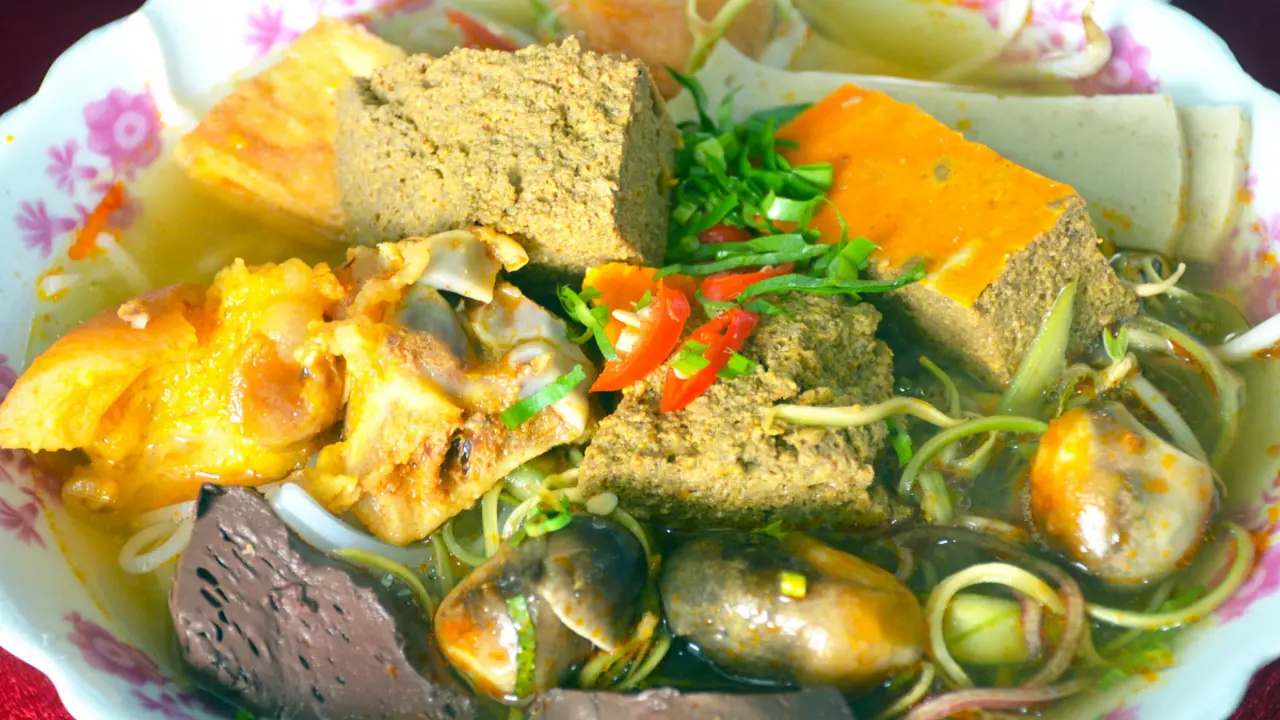 Biến ba khía muối thành món riêu lạ miệng tại Cà Mau