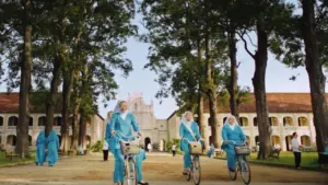 Bối cảnh gây sốt của phim 'Hẹn em ngày nhật thực'