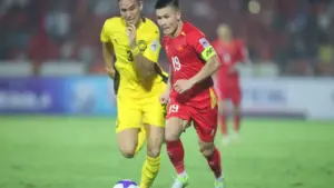 ‘Bóng đá Malaysia cần thêm cầu thủ nhập tịch để theo kịp đội tuyển Việt Nam, nhưng…’
