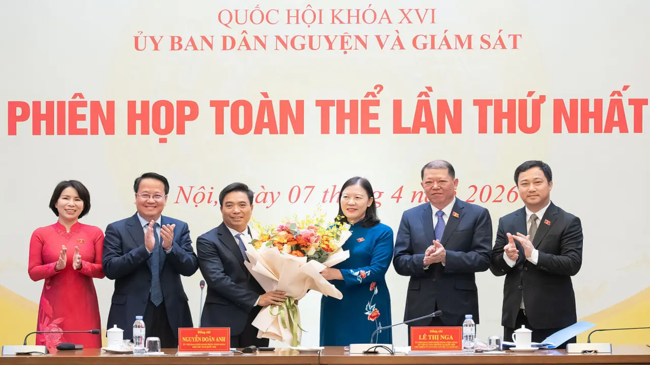 Các ủy ban của Quốc hội kiện toàn nhân sự