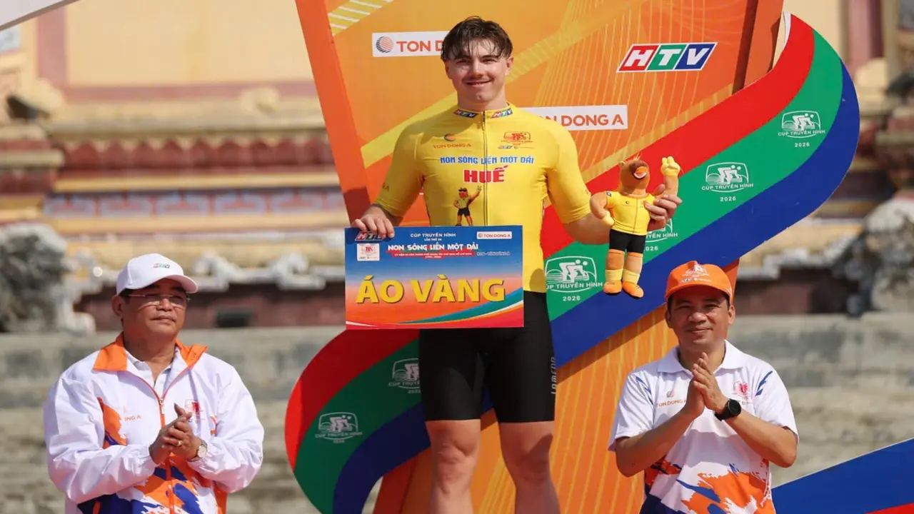 'Chuyên gia nước rút' Marchuk Dzianis giữ lại áo vàng, xanh Cúp truyền hình TP.HCM