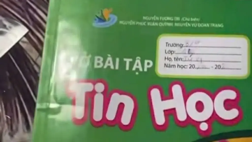 Công an vào cuộc vụ sách tin học 3 nhà xuất bản tại Huế chứa link 'web đen'