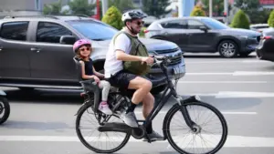 Đạp xe đi làm ở TP.HCM vừa tiết kiệm, thêm khỏe mạnh