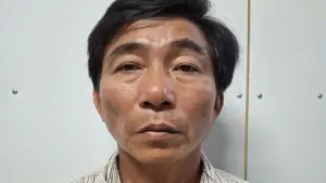 Đầu thú sau khi dâm ô bé gái hàng xóm