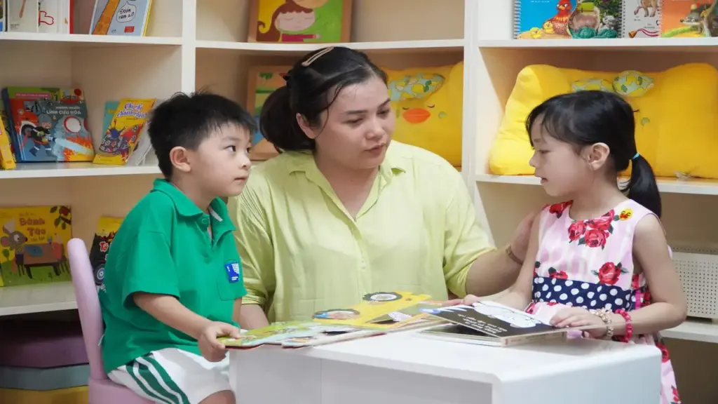 Đề xuất tăng lương giáo viên mầm non, kéo dài nghỉ thai sản lên 12 tháng