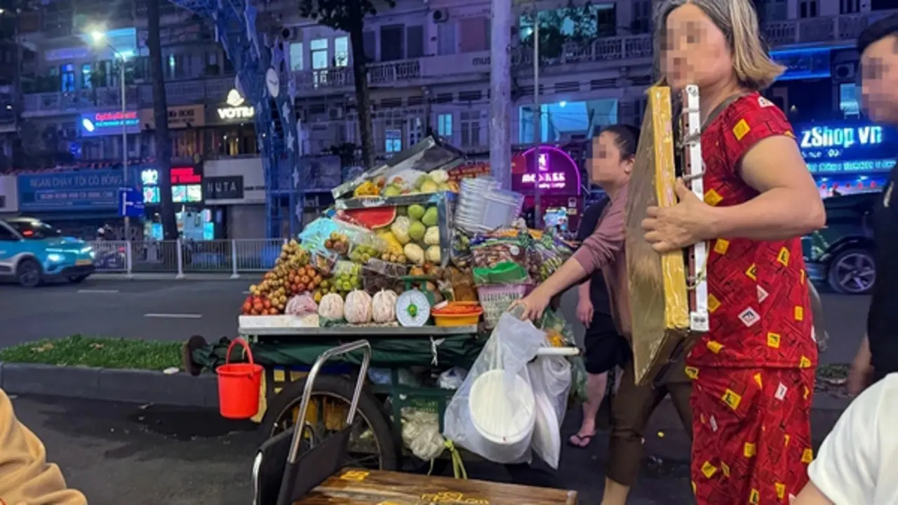 Du khách vẫn khổ vì ăn xin, hàng rong