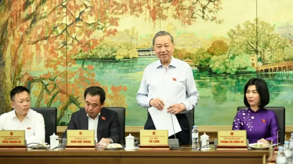 Gỡ điểm nghẽn, trao quyền mạnh hơn cho Hà Nội