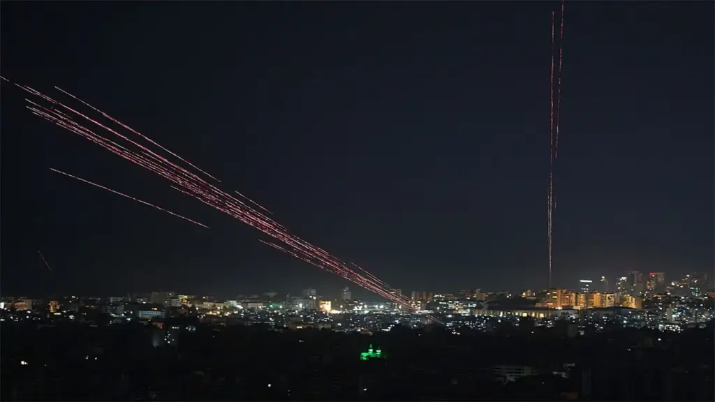 Hezbollah dọa trả đũa nếu Israel vi phạm lệnh ngừng bắn