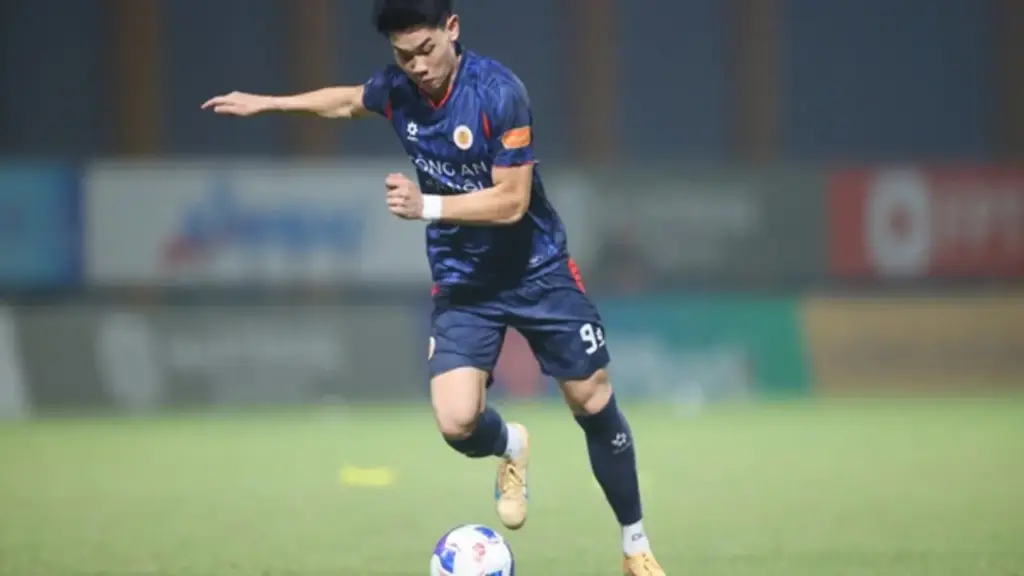 Khác biệt lớn giữa 2 ứng viên vô địch