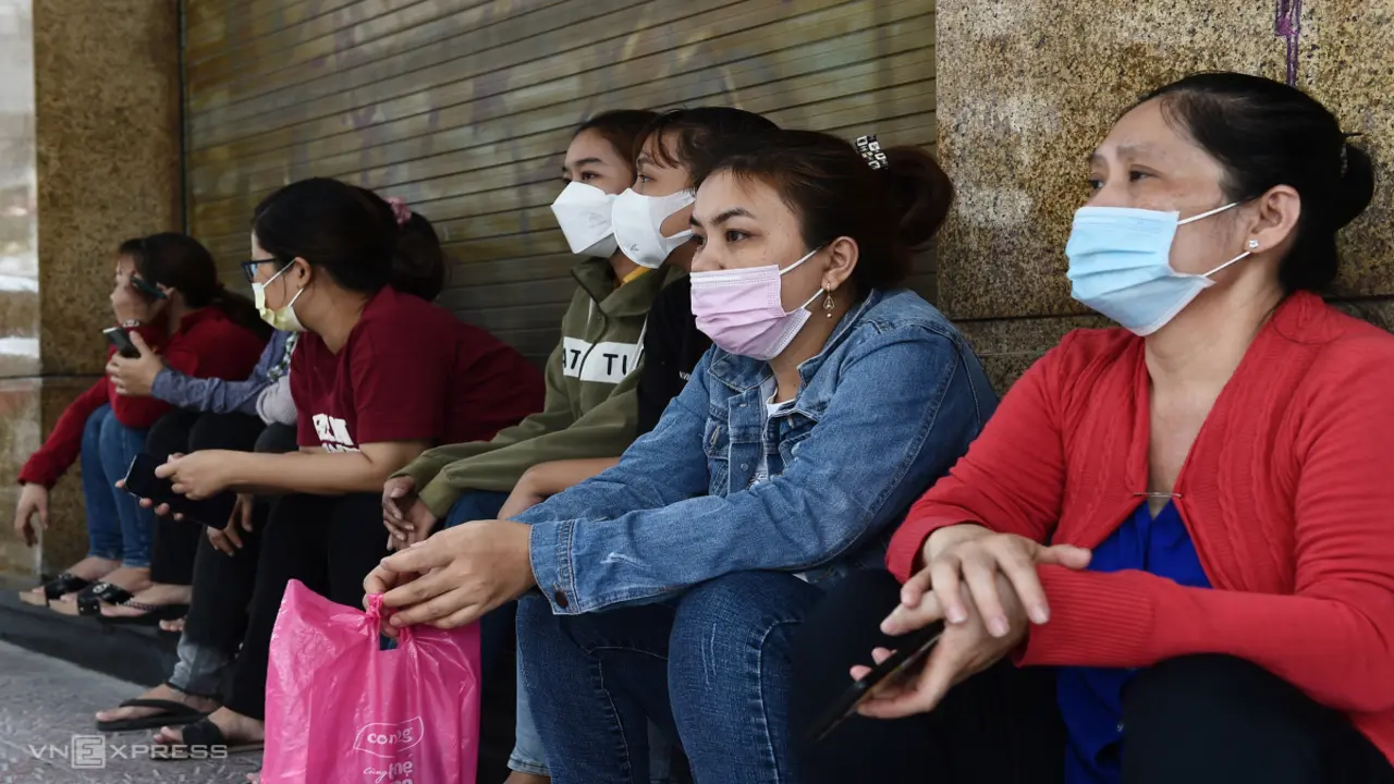 Kiến nghị lập quỹ dự phòng rủi ro cho lao động bị treo quyền lợi BHXH