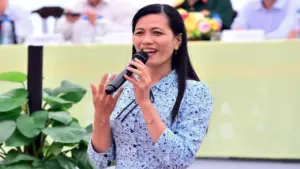 Lời tâm sự của cô giáo Tâm: Trao đi chiếc chân giả tốt có thể làm thay đổi một con người