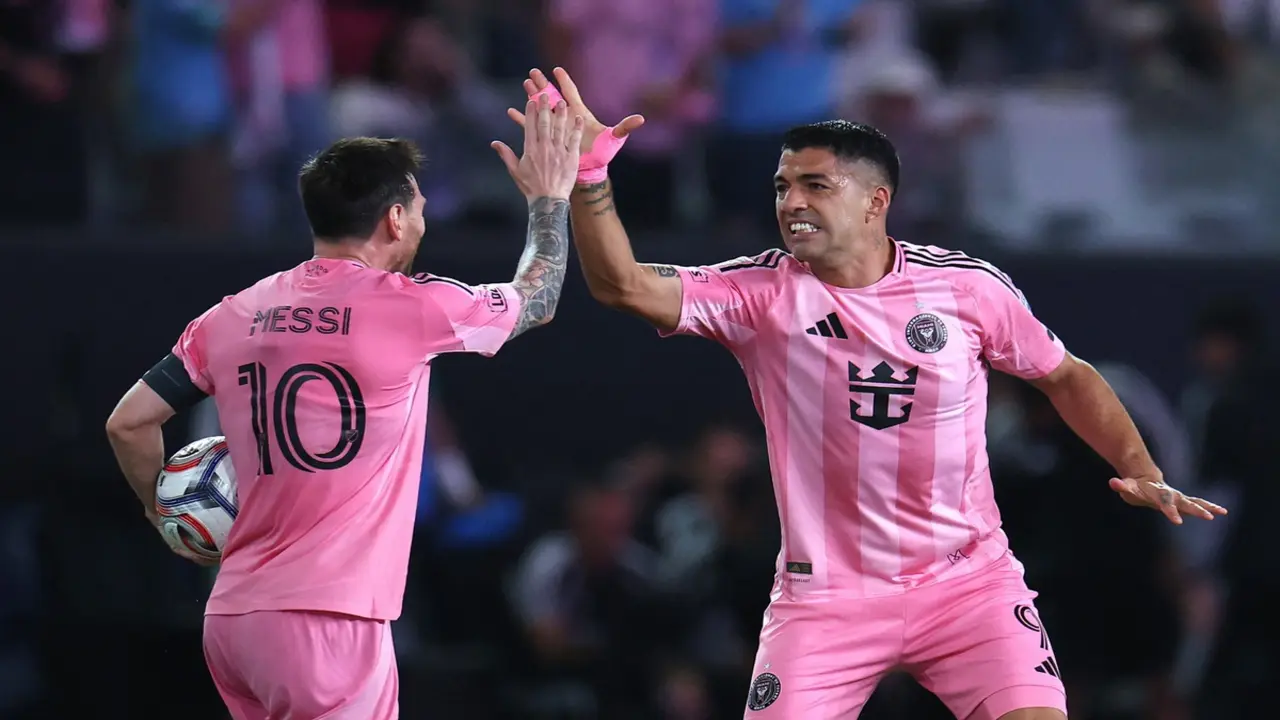 Messi và Suarez ghi bàn, Inter Miami vẫn không thắng