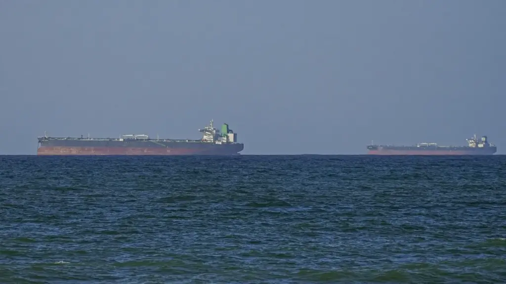 Mỹ có thể phong tỏa eo biển Hormuz thế nào