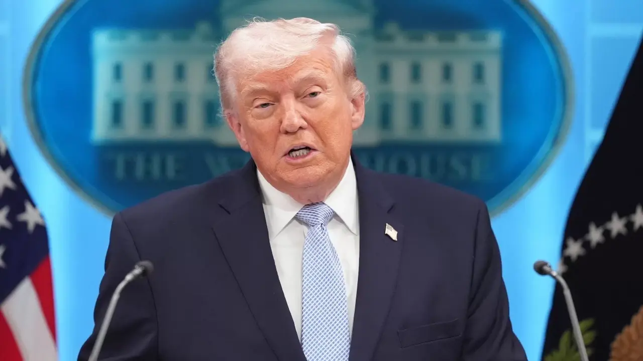 Mỹ - Iran đạt thỏa thuận về ngừng bắn, mở cửa eo biển Hormuz trong hai tuần