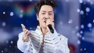 Nam ca sĩ là ‘bố 3 con’, tái xuất mạnh mẽ sau 10 năm vắng bóng showbiz