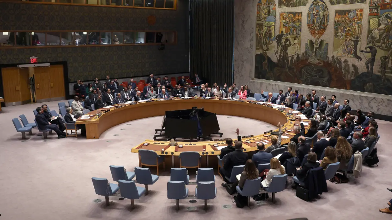 Nga, Trung Quốc phủ quyết dự thảo nghị quyết của HĐBA về Hormuz