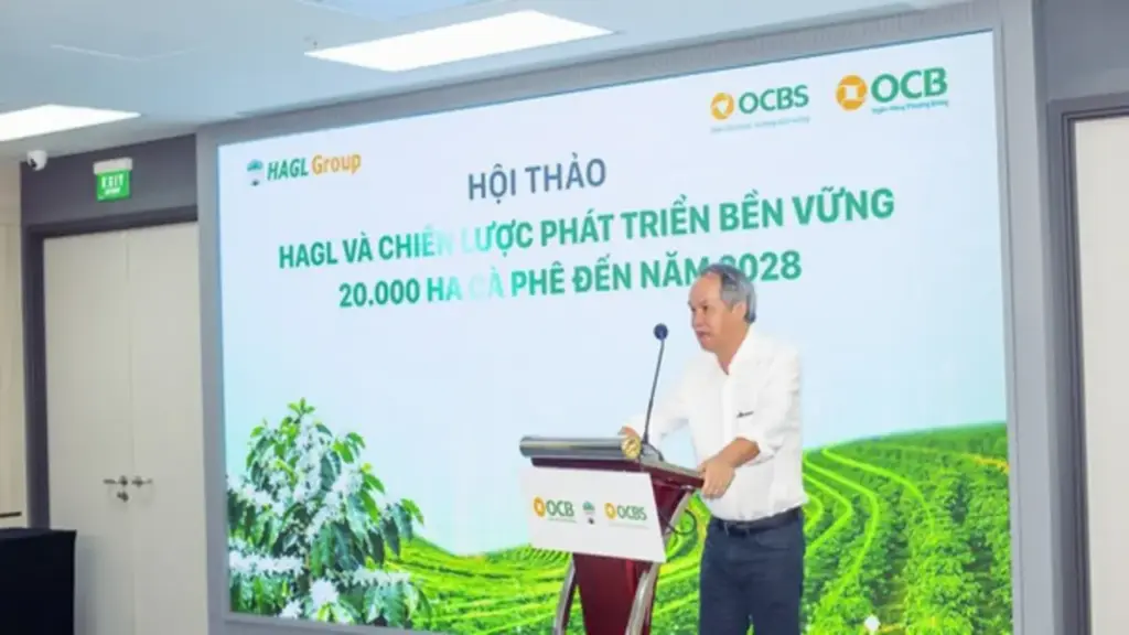 Ngay sau cuộc họp cổ đông, bầu Đức đăng ký mua 4 triệu cổ phiếu HAG