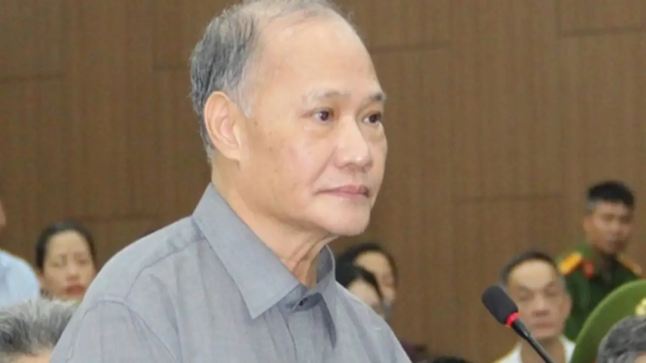 Nhận hối lộ 40 tỉ, vì sao cả 5 cựu quan chức nhận án dưới khung truy tố?