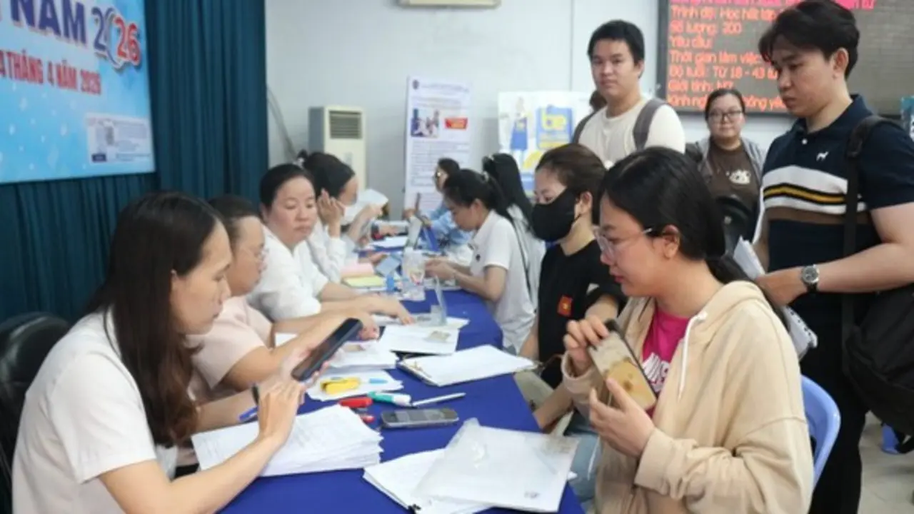 Nhiều việc làm lương cao, có vị trí 30 triệu đồng/ tháng đang cần tuyển gấp