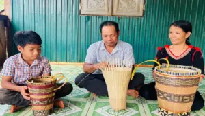 Những chuyện tình xuyên biên giới