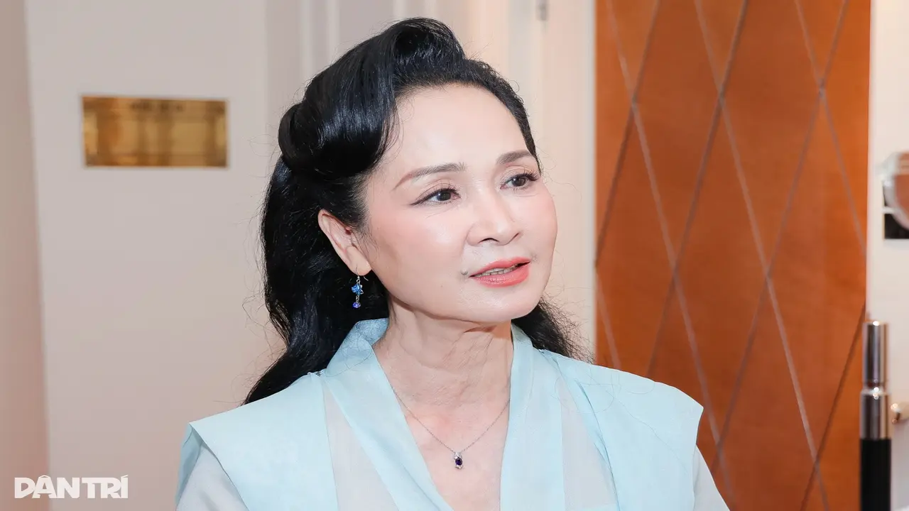 NSND Lan Hương: “Phẫu thuật thẩm mỹ quá đà là thiệt cho chính mình”