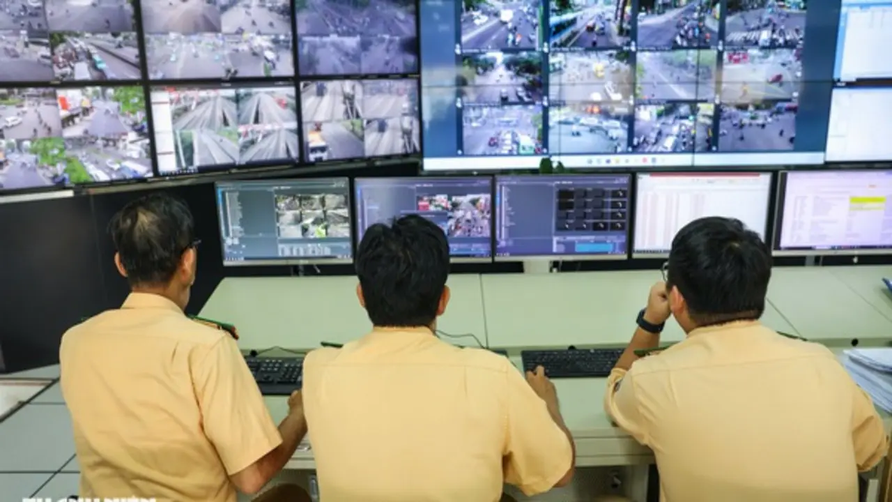 Phạt nguội ngày càng phổ biến, vì sao nhiều người vẫn loay hoay nộp phạt?