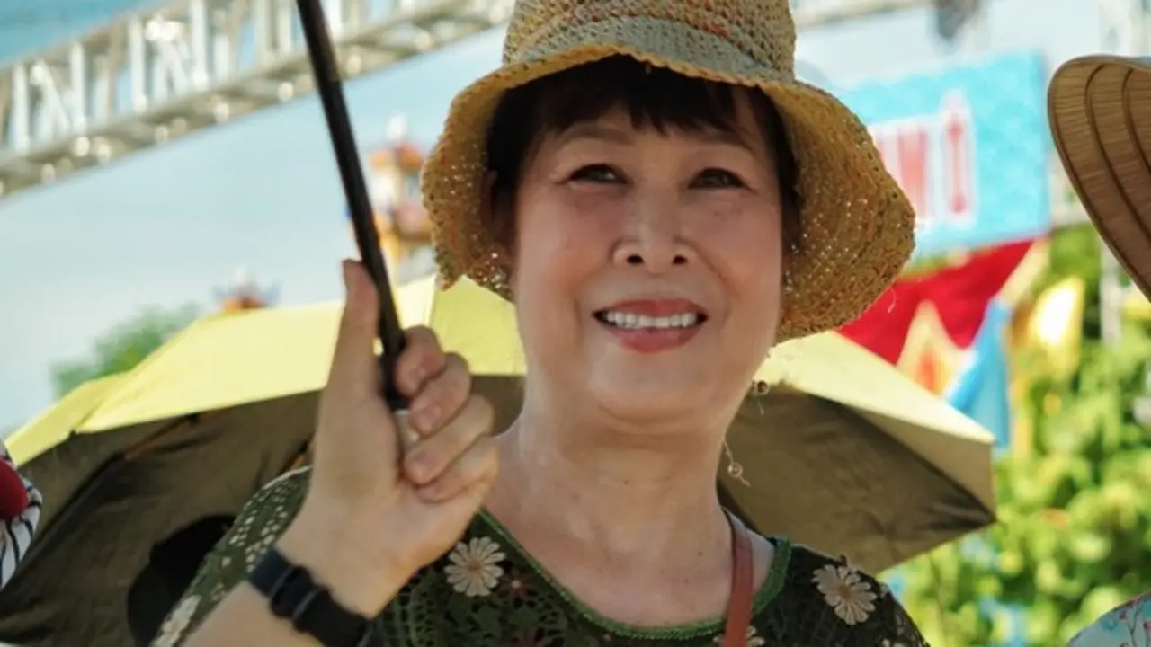 Phim có NSND Hồng Vân chỉ bán được 3 vé trong ngày, doanh thu giờ ra sao?