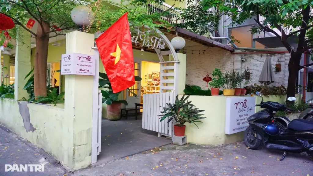 Quán cà phê vụ "phụ thu khách ngồi 10 tiếng" đóng cửa vì áp lực dư luận?