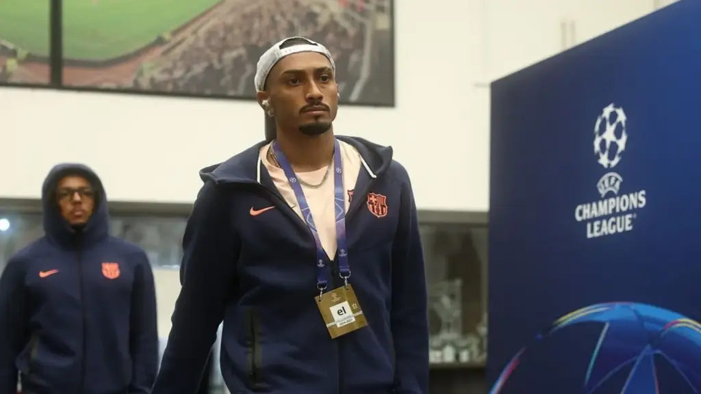 Raphinha: 'Barca bị cướp suất vào bán kết Champions League'