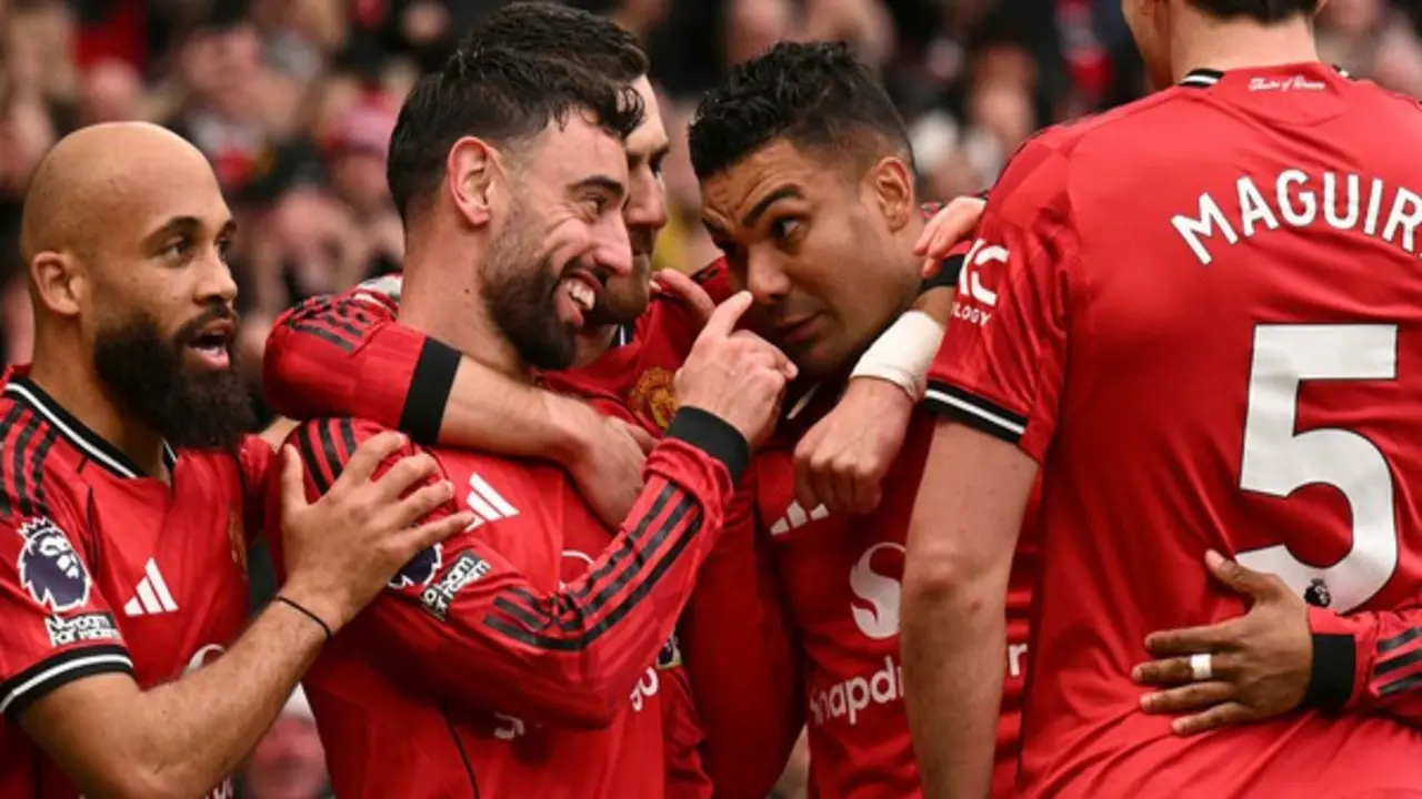 'Suất Champions League thứ 5' tác động mạnh đến Ngoại hạng Anh