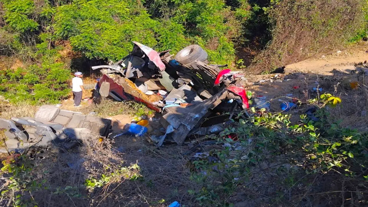 Tai nạn xe khách ở Lâm Đồng, 3 người chết