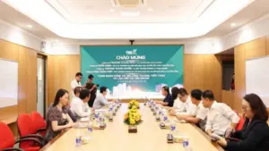 TBS Group và Hiệp hội Da giày túi xách Việt Nam tiếp đoàn Bộ Công thương