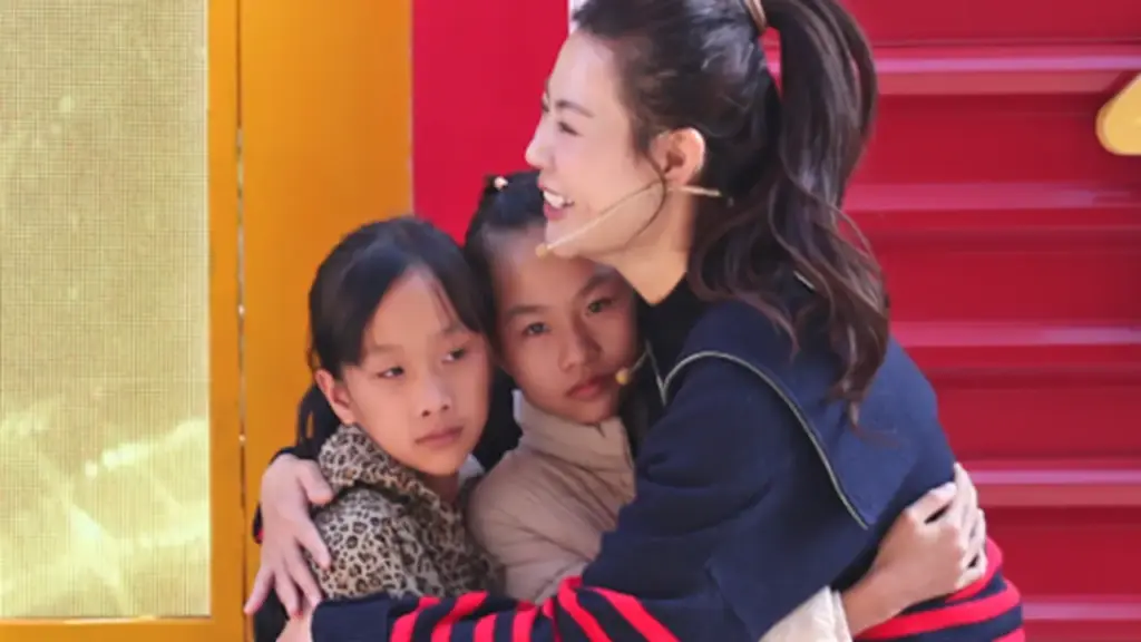 Thanh Hương phản ứng với MC, dùng toàn bộ cát sê làm điều đặc biệt