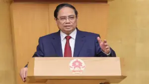 Thủ tướng: Không thay đổi mục tiêu tăng trưởng kinh tế từ 10%