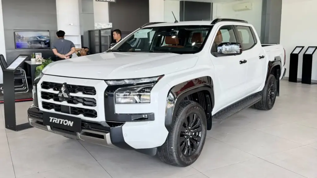 Tin tức giá xe: Mitsubishi tặng tới hơn 75 triệu đổ xăng dầu