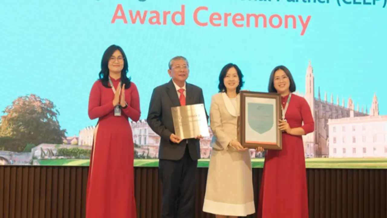 Trường đầu tiên ở Đông Nam bộ đạt chứng nhận Cambridge English Educational Partner